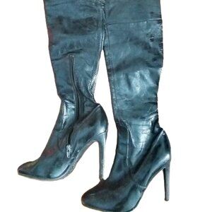 Over the knee Boots MARK FISHER